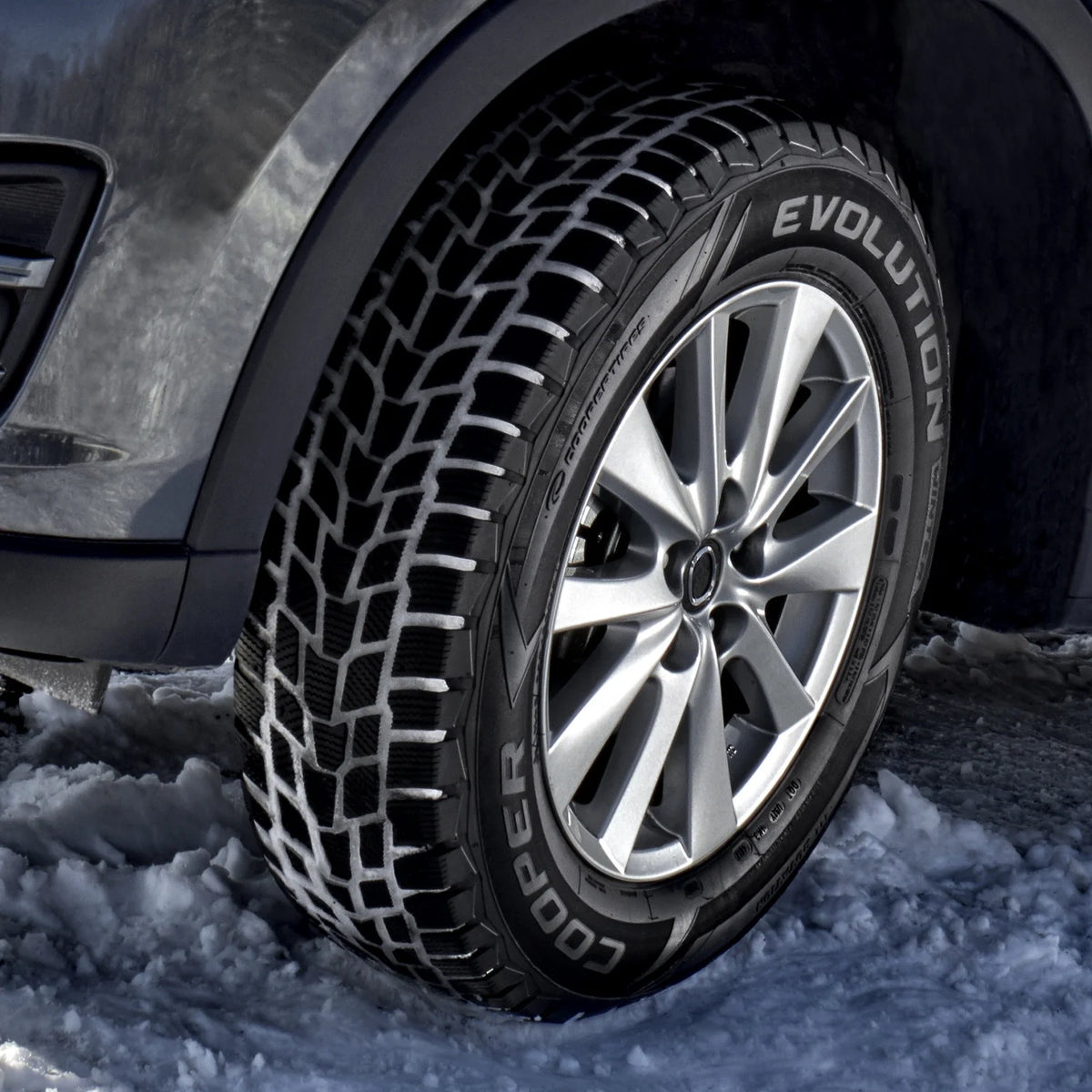 Set of 4 Winter Snow Tires 235/65R18 106T M54153