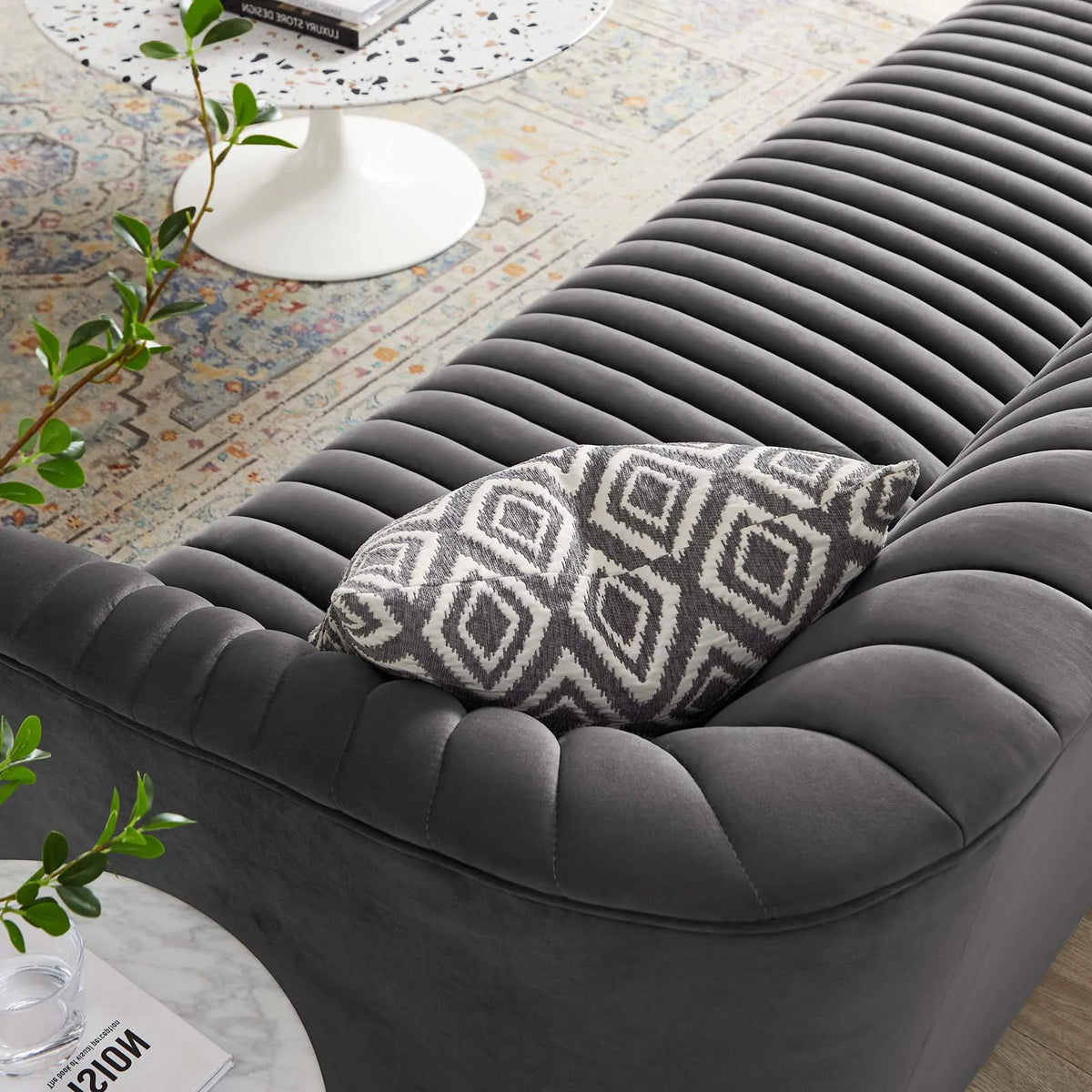 Charcoal Grey Velvet Tufted Sofa O505824