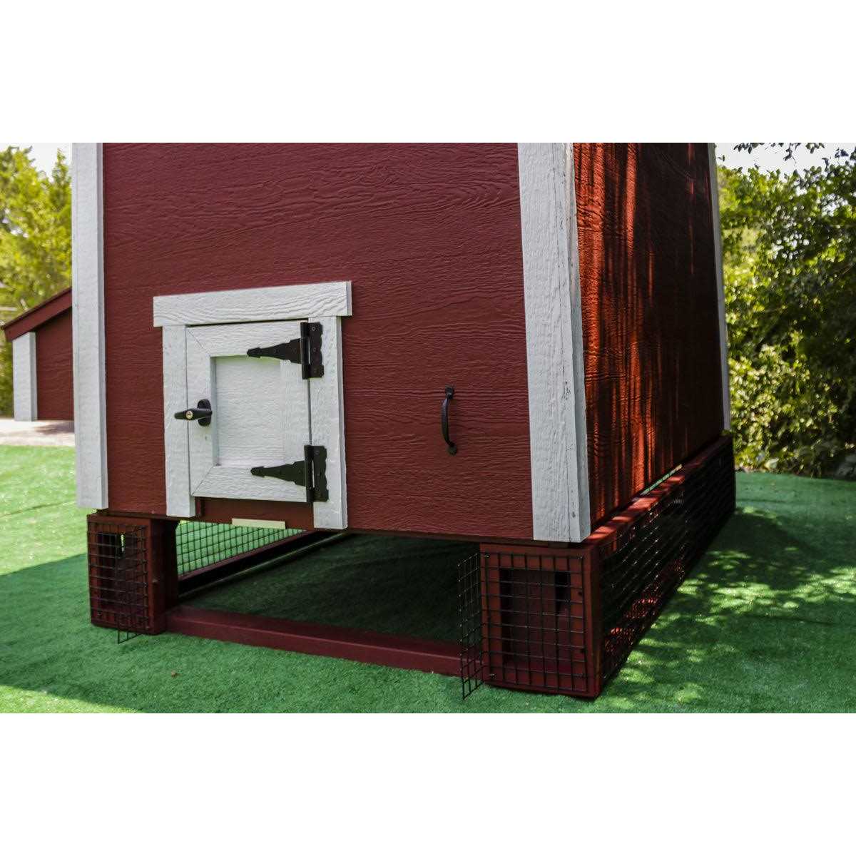 Chicken Coop J6898