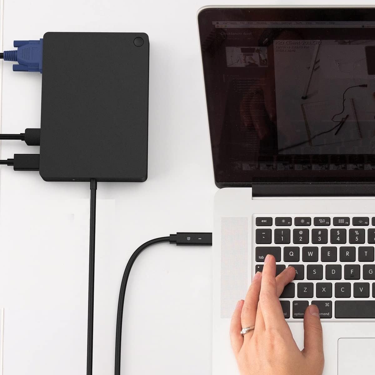 USB-C to Dock Cable M459