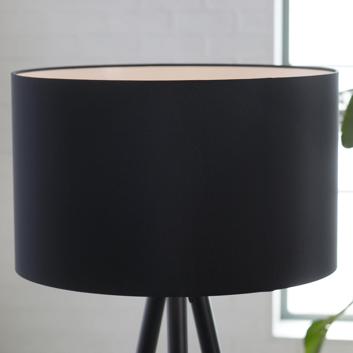Black Painted Metal Floor Lamp G43276