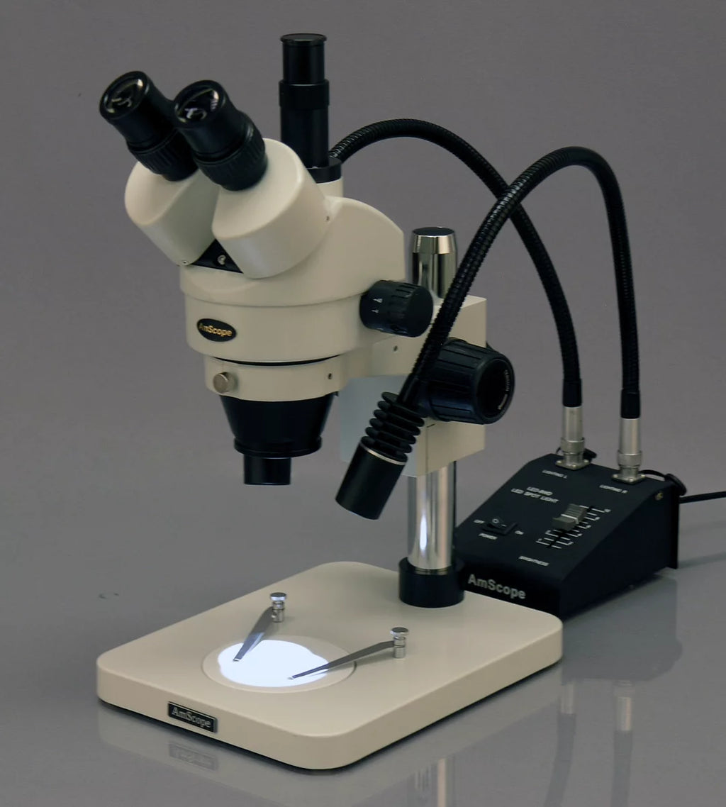 3.5-225X Zoom Stereo Microscope with LED Lights and USB Digital Camera H730000