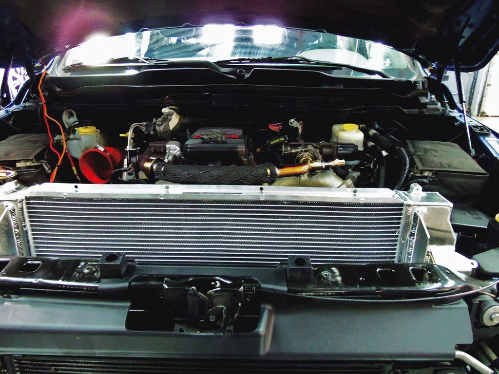 2 Rows Radiator Compatible For Dodge Ram 2500 Ram 3500 Chassis Cab 5.9L 6.7L Cummins 2003-2009 D70719