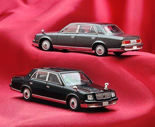 Toyota Century (Grey) N673