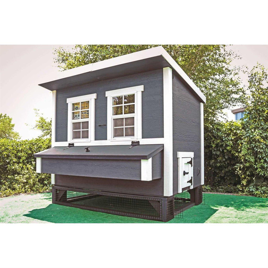 Chicken Coop J6898