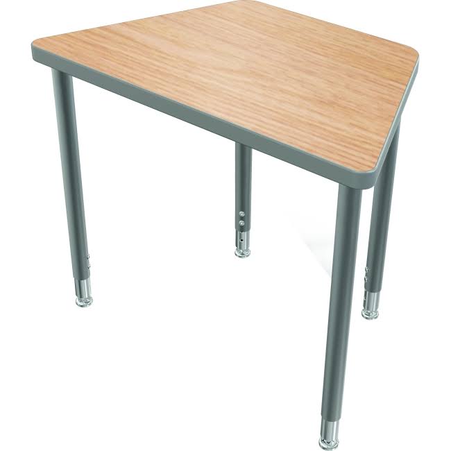 Table - 68° corner (trapezoidal) - castle oak Z213