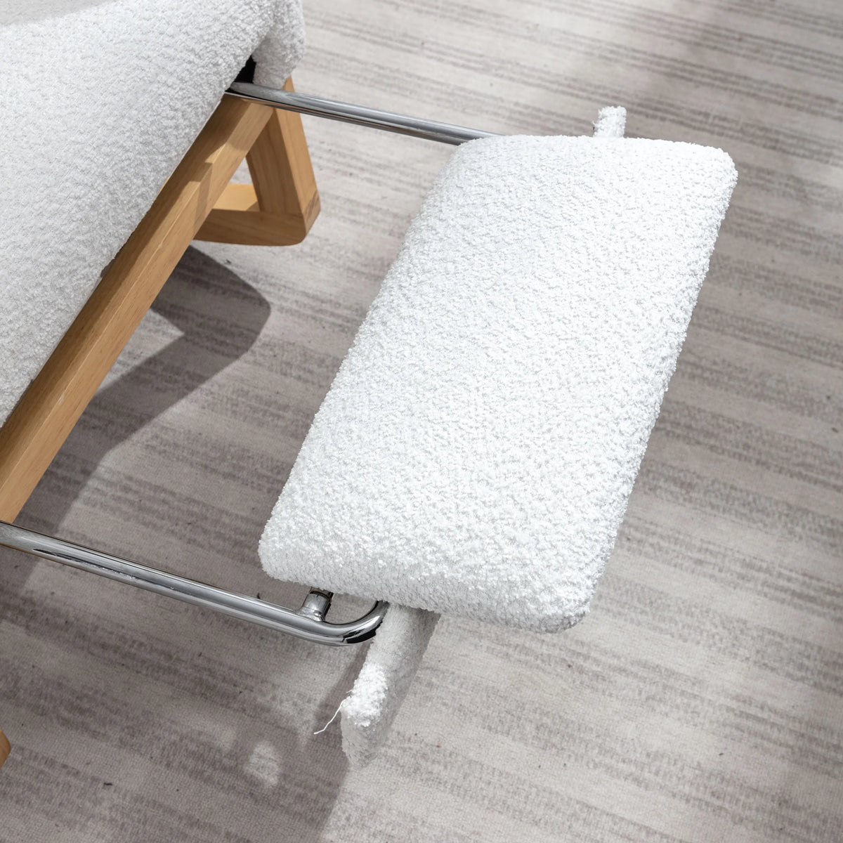 Rocking Chair with Footrest High Back Rubber Wood Legs P538117