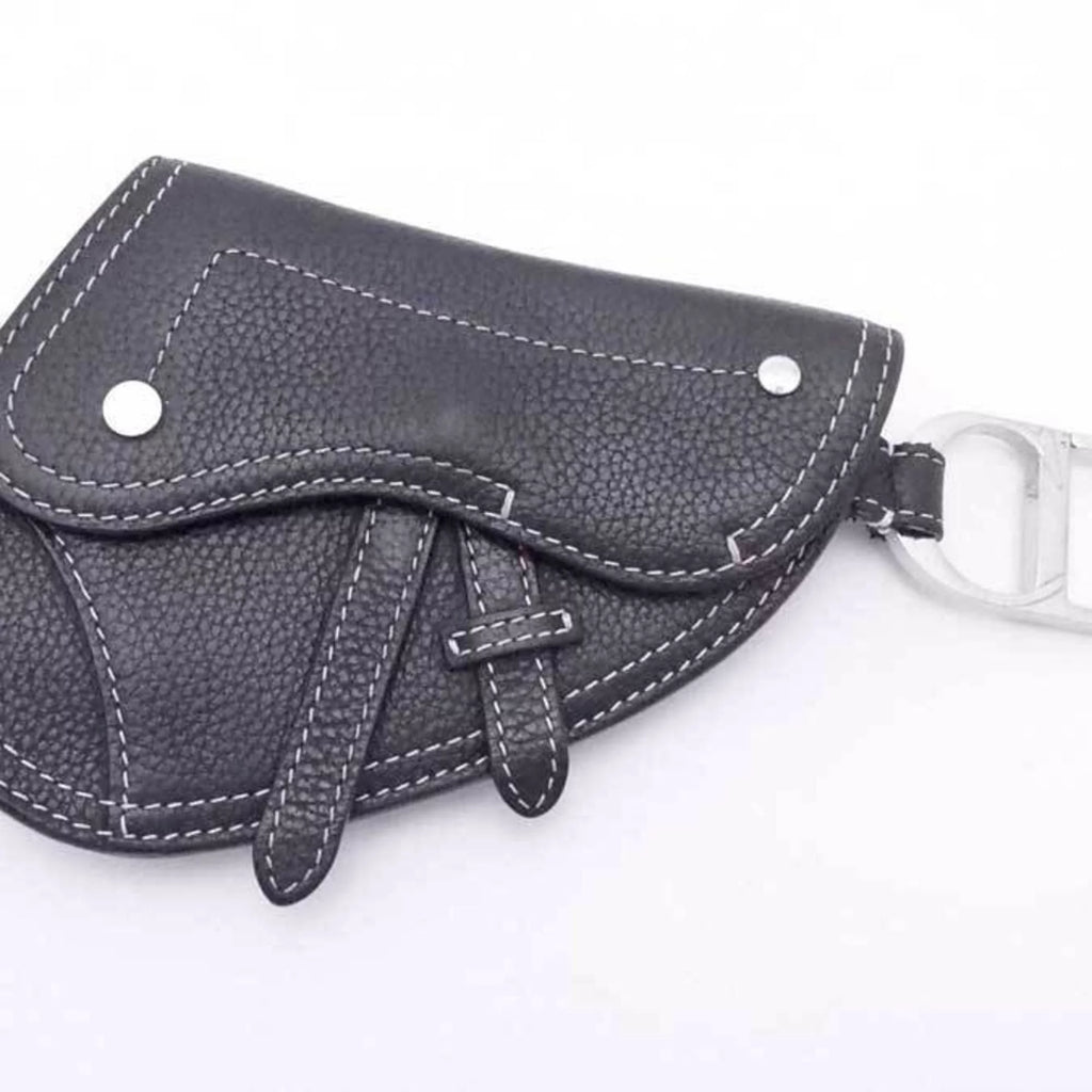 Pre-Owned Leather Key Case Charm Pouch F9807