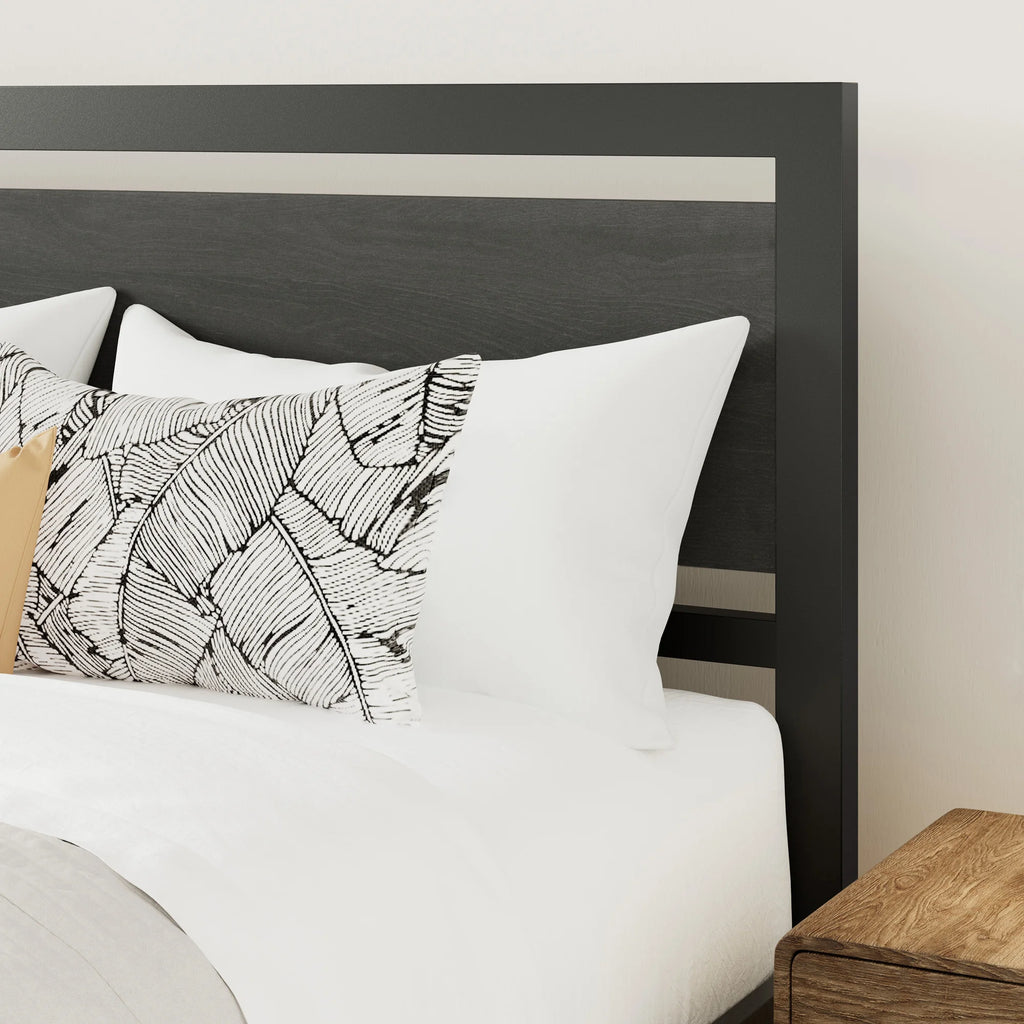 Queen Size Metal Platform Bed Frame with Headboard & Footboard S693627