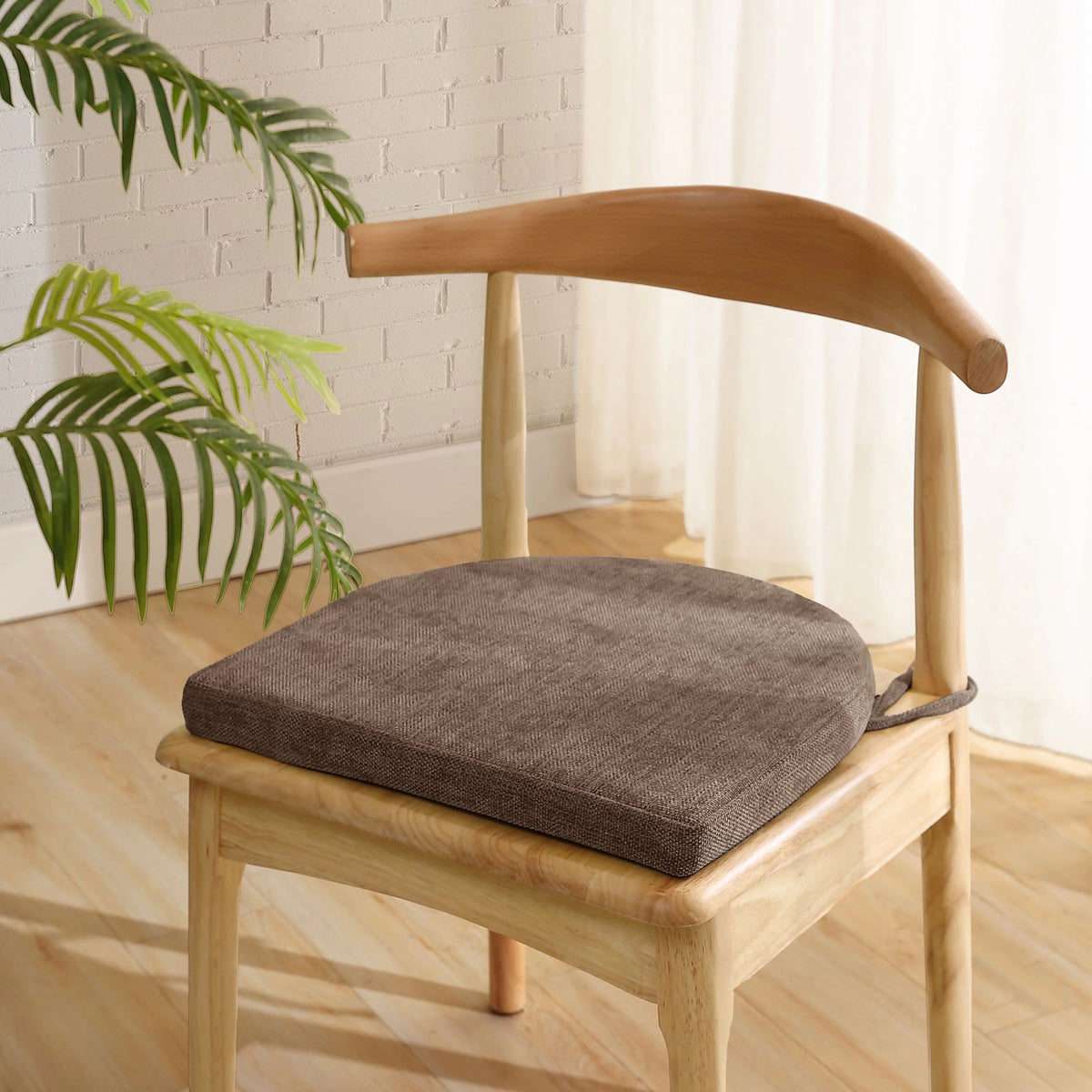 U-Shape Memory Foam Chair Pads with Ties 4 Pack W5619